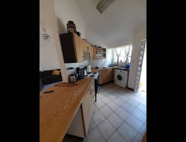 3 BEDROOM PROPERTY TO RENT IN BIRDSWOOD